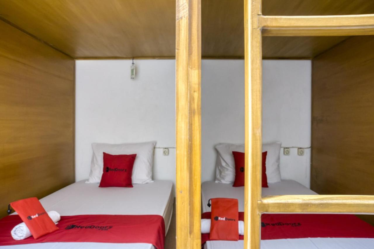 Reddoorz Hostel Near Prawirotaman Jogja Джокьякарта Экстерьер фото